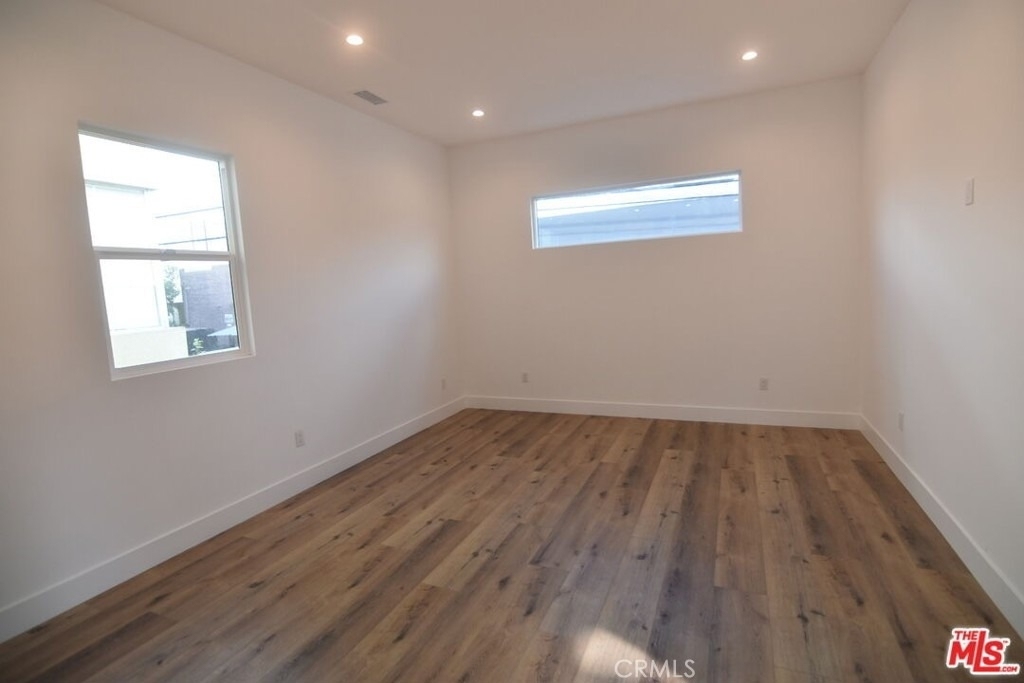 332 S Detroit Street - Photo 3