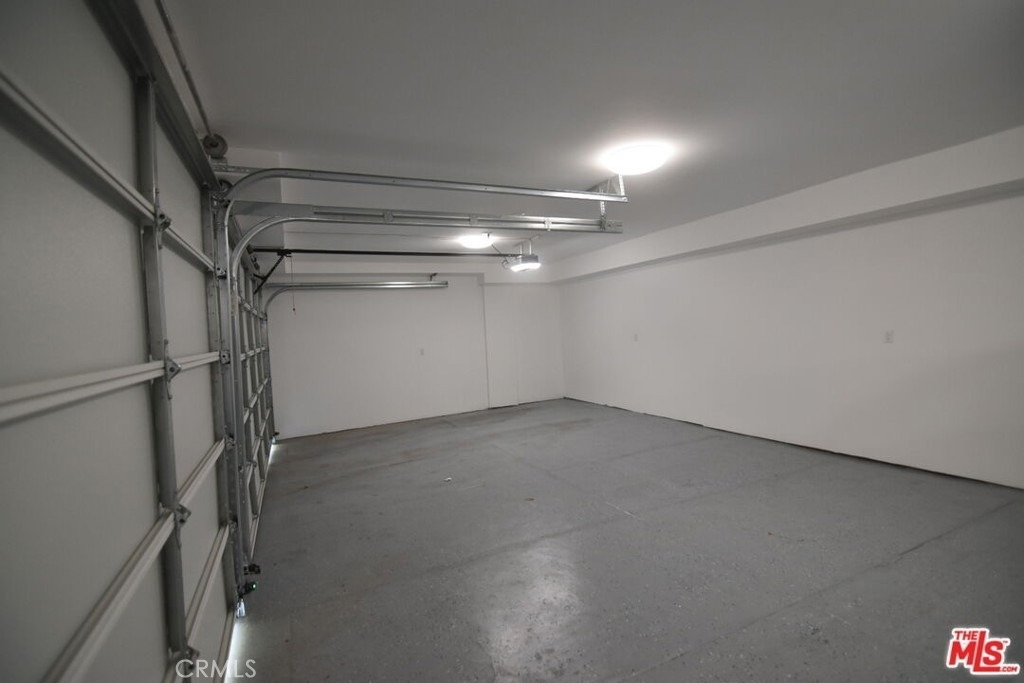 332 S Detroit Street - Photo 7