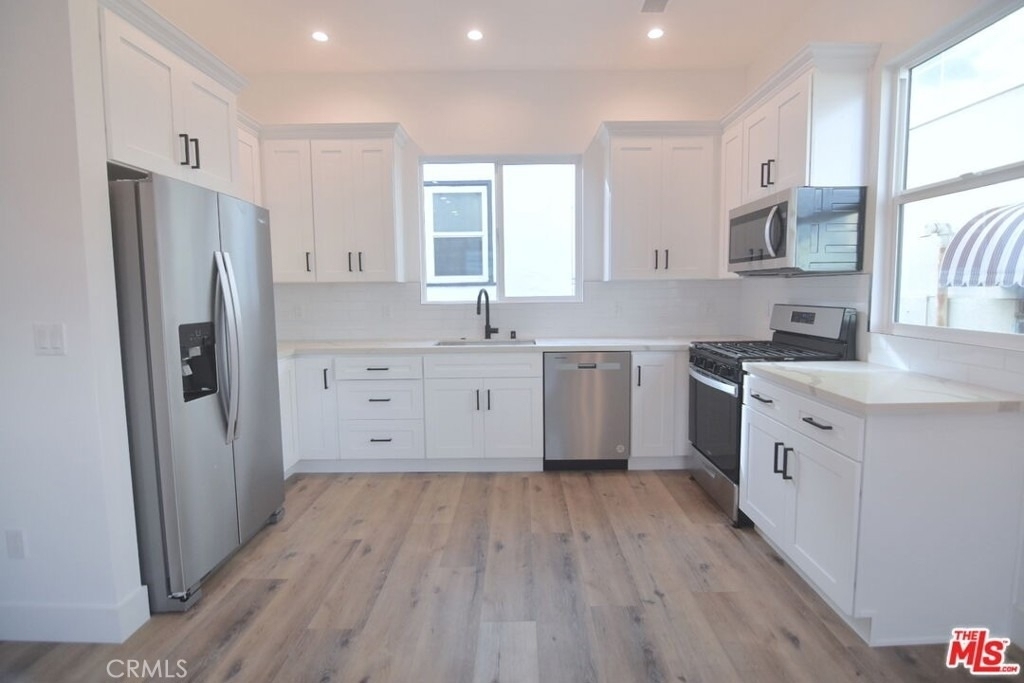332 S Detroit Street - Photo 0