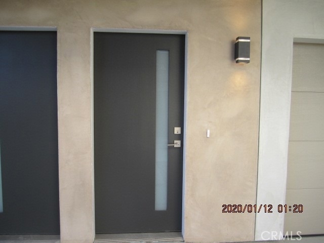 14124 Sylvan Street - Photo 3