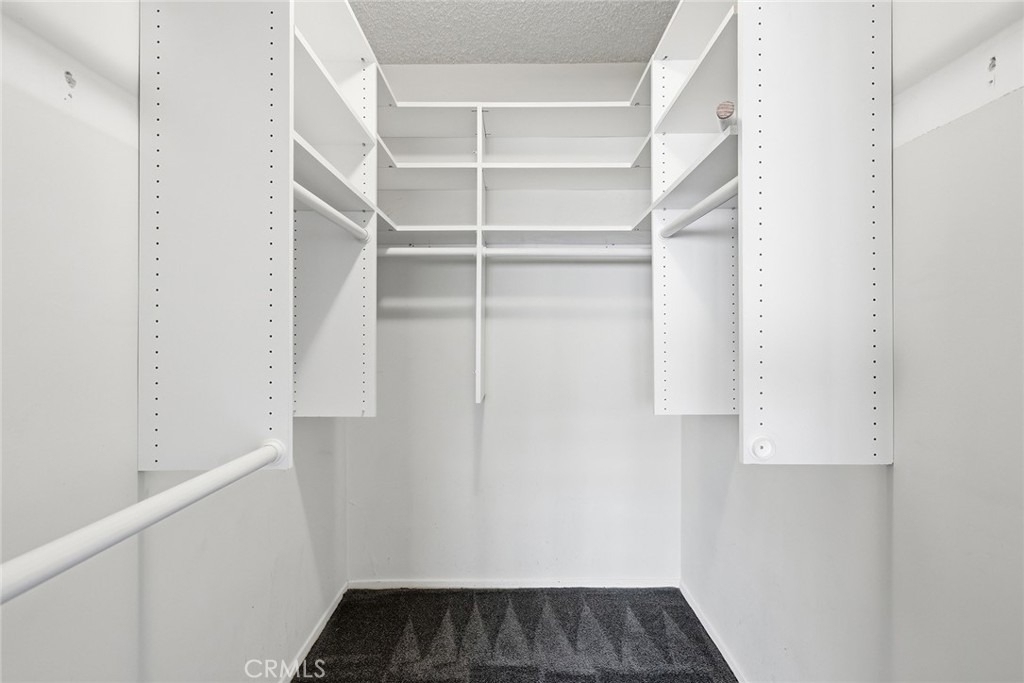 16012 Moorpark - Photo 18