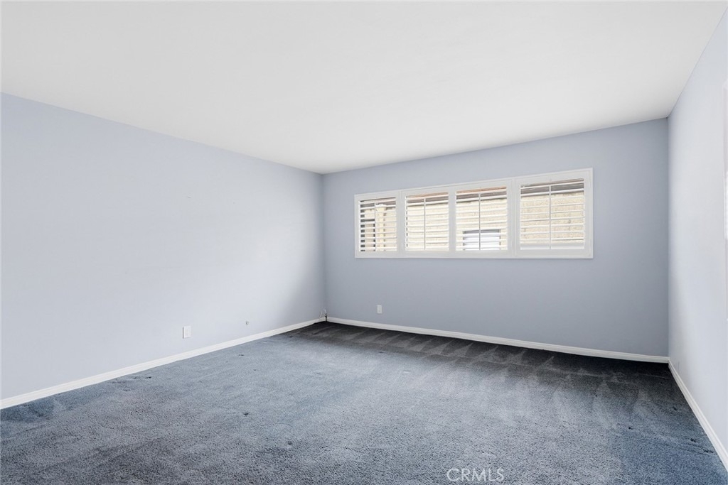 16012 Moorpark - Photo 15