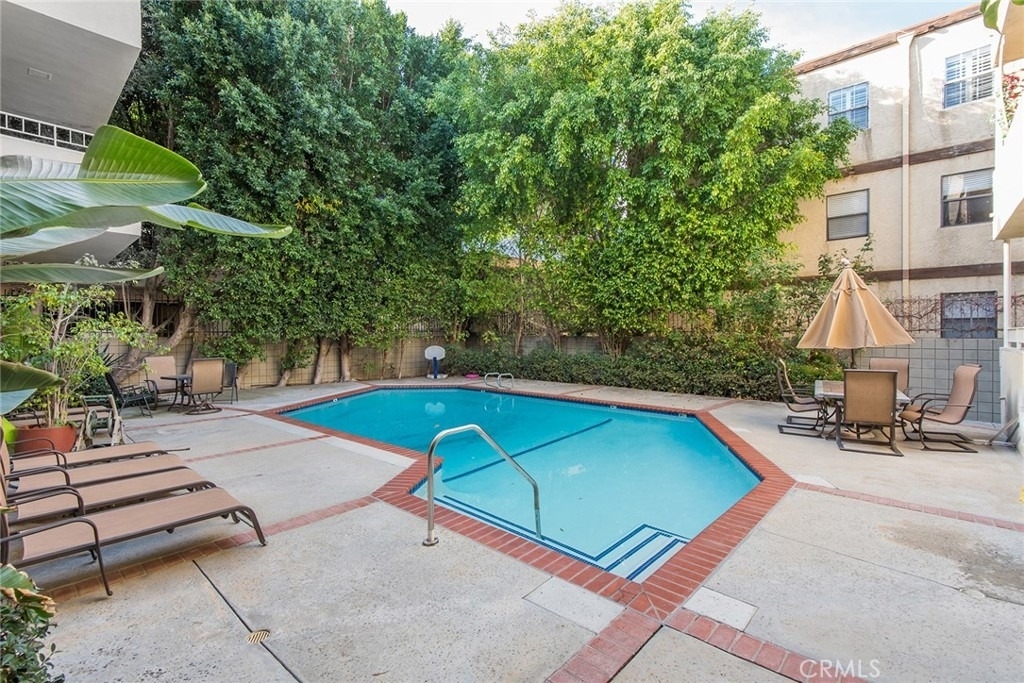 16012 Moorpark - Photo 22