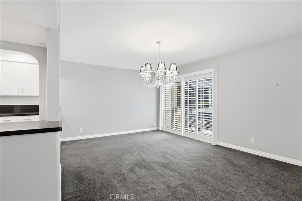 16012 Moorpark - Photo 6