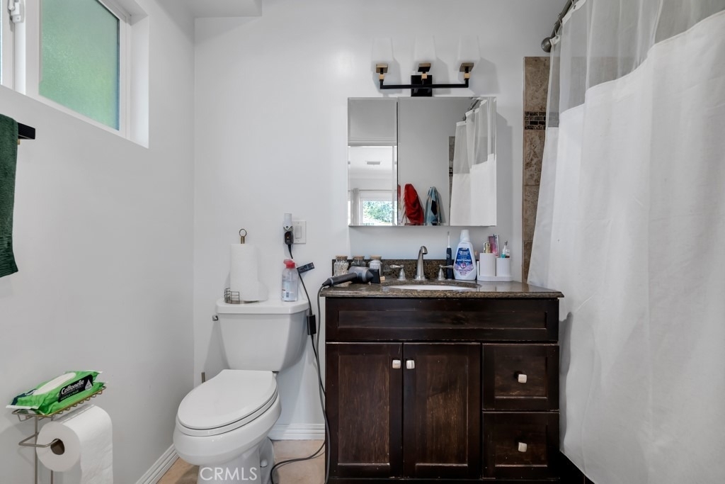 6954 Woodlake Avenue - Photo 19