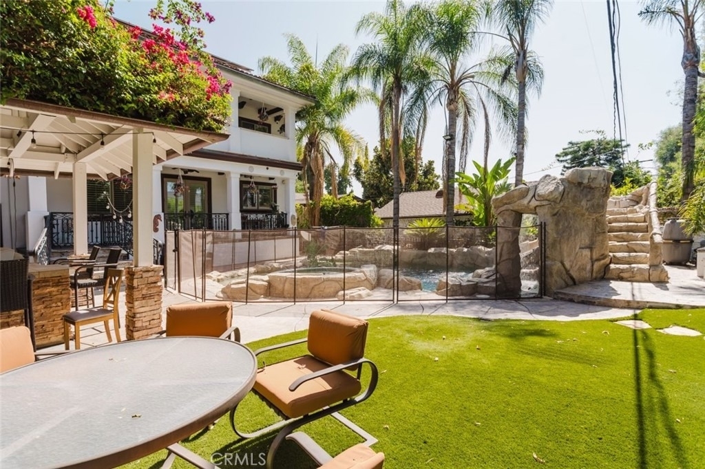 3057 N Naomi Street - Photo 16