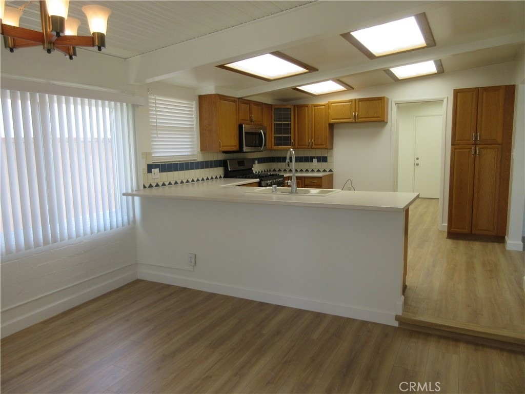 10818 Paso Robles Avenue - Photo 8