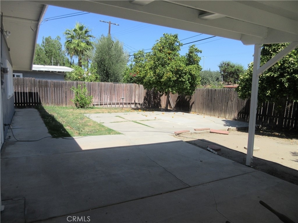 10818 Paso Robles Avenue - Photo 25