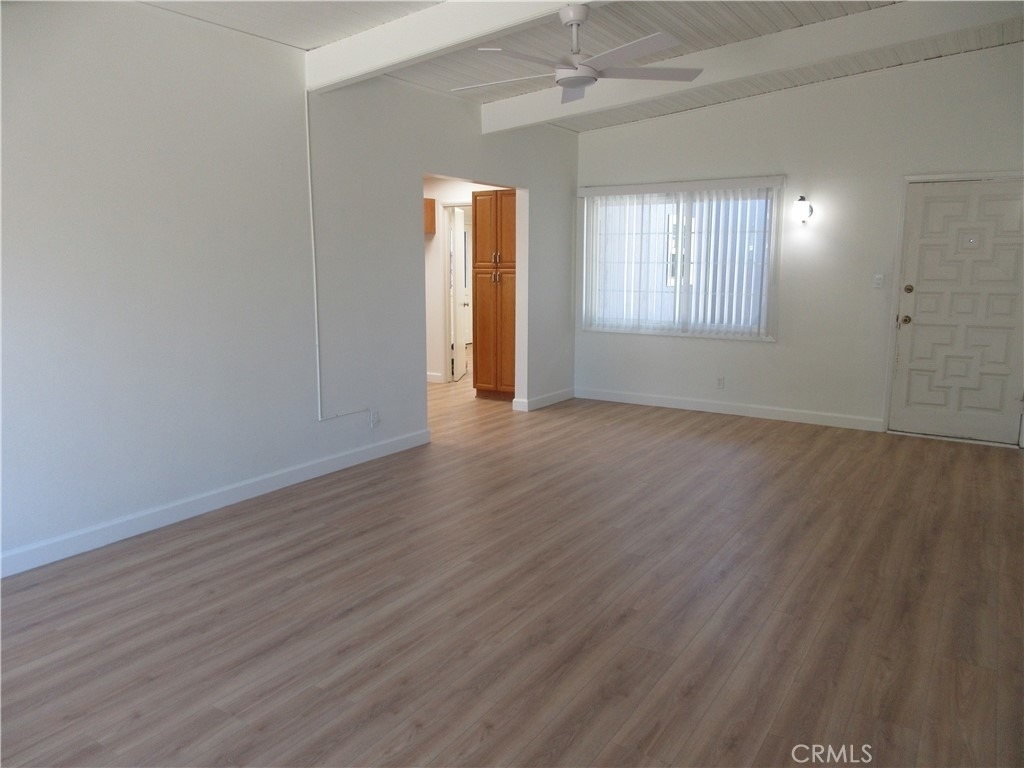 10818 Paso Robles Avenue - Photo 4