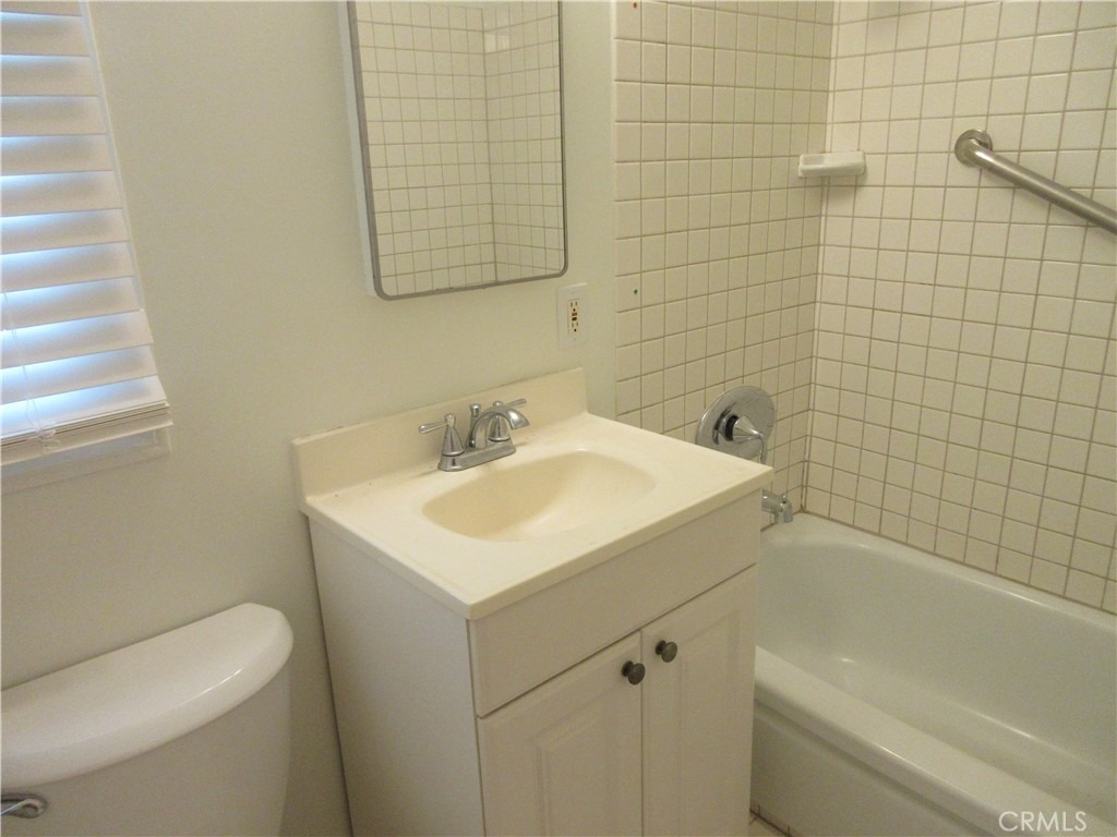 10818 Paso Robles Avenue - Photo 14