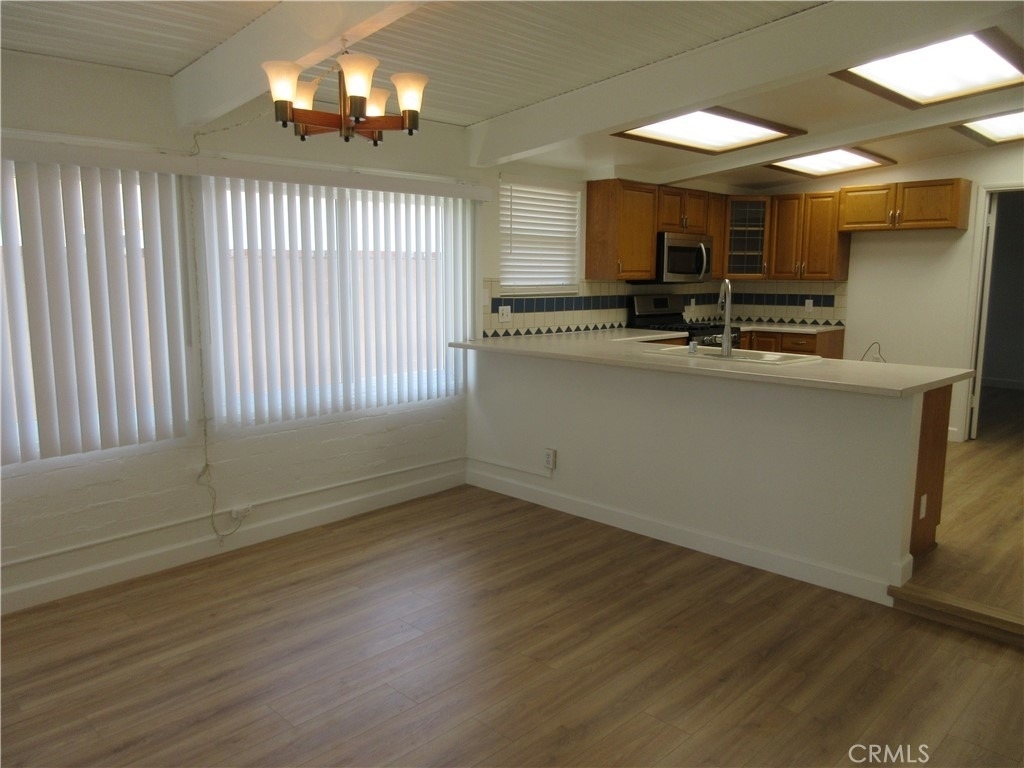 10818 Paso Robles Avenue - Photo 5