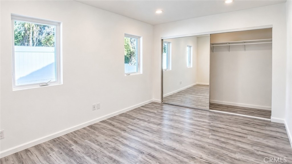 4615 1/2 Saloma Avenue - Photo 11