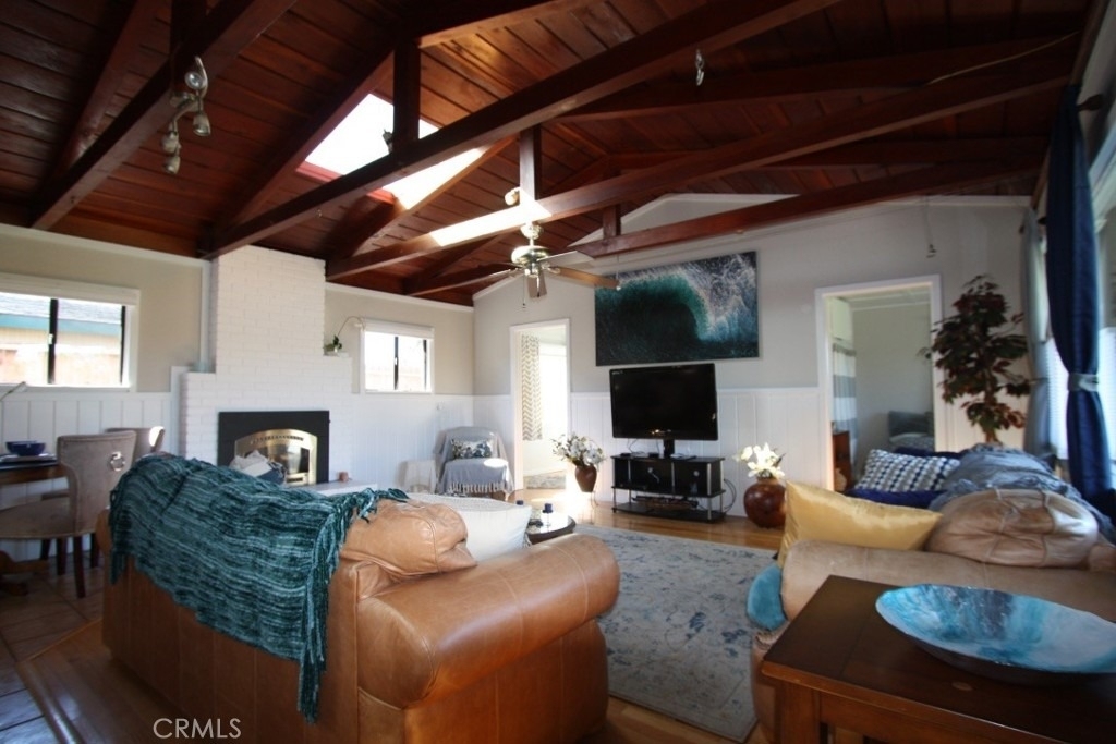 525 Ramona Avenue - Photo 2