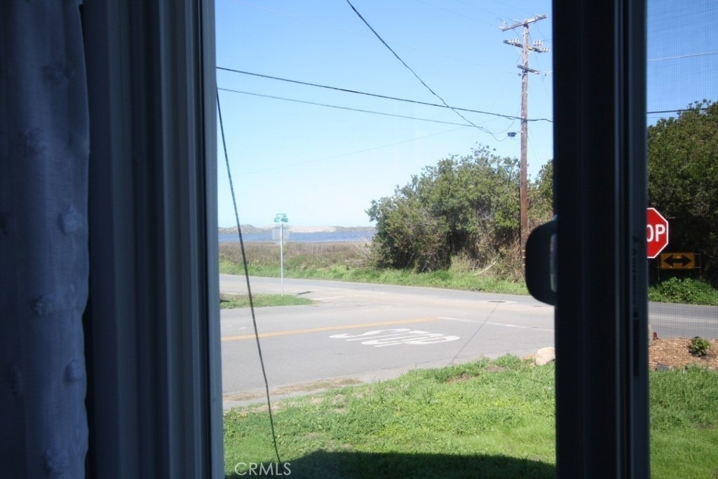 525 Ramona Avenue - Photo 17
