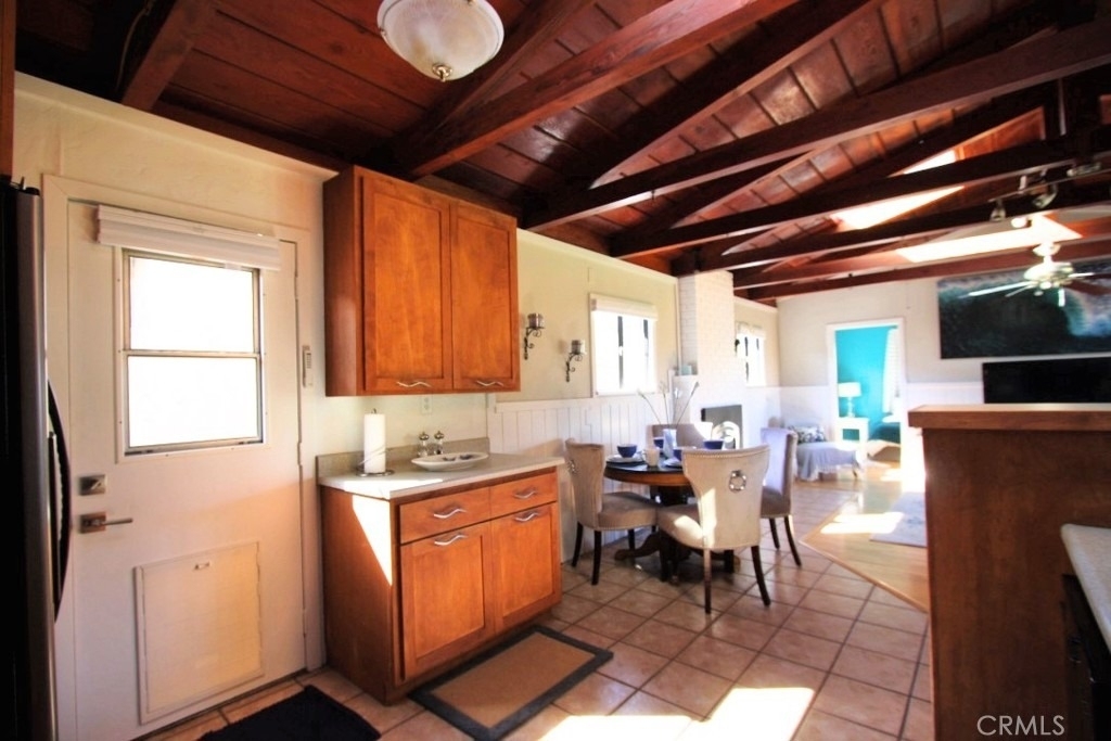 525 Ramona Avenue - Photo 8