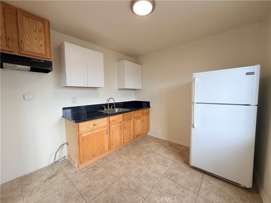 9137 S Broadway - Photo 5
