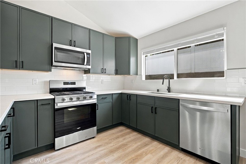 4562 W 129th W - Photo 6
