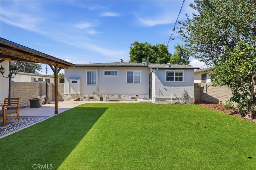 8326 Barnsley Avenue - Photo 27