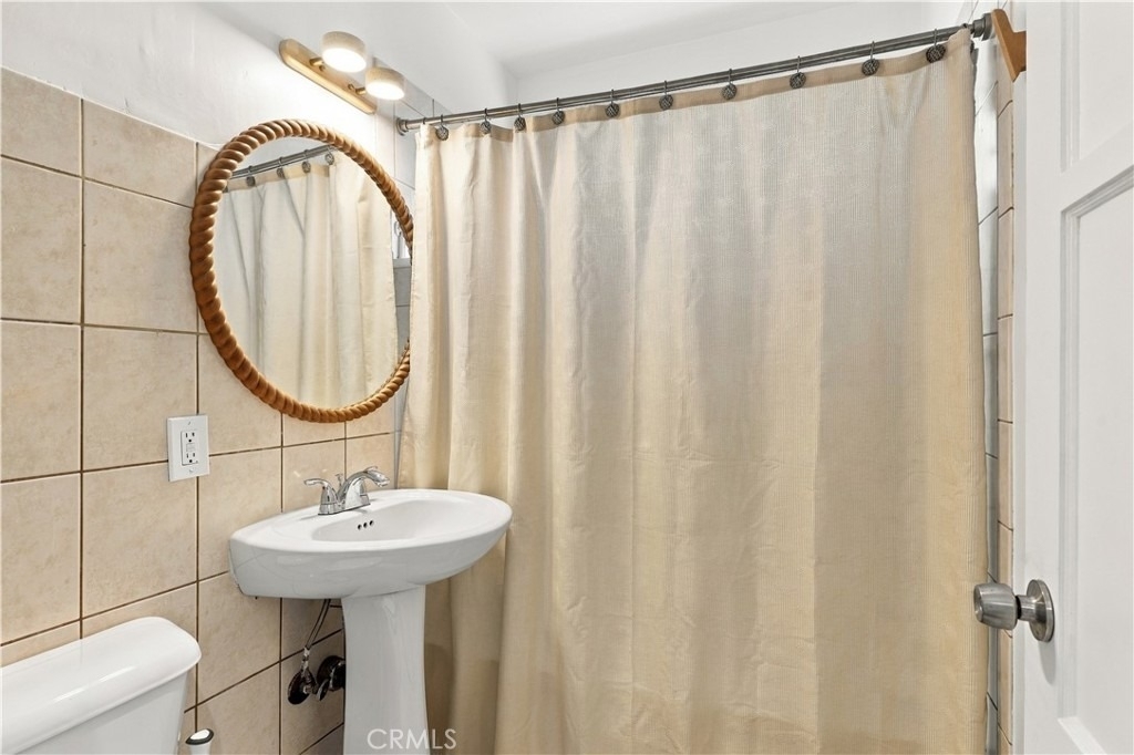 8326 Barnsley Avenue - Photo 22