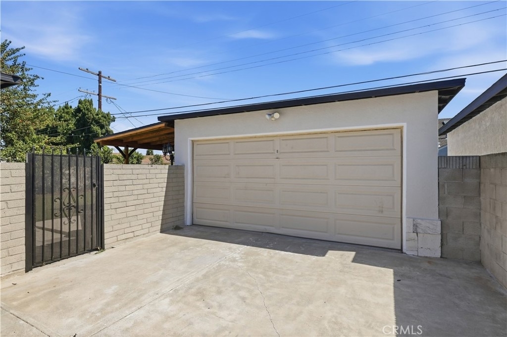 8326 Barnsley Avenue - Photo 24