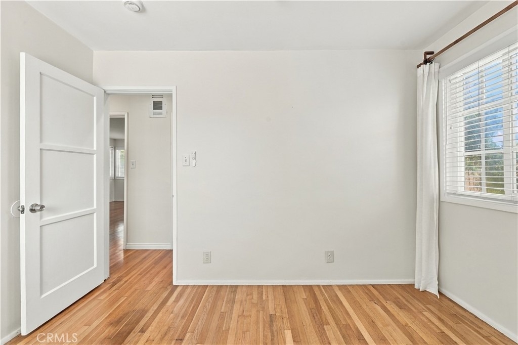 8326 Barnsley Avenue - Photo 18