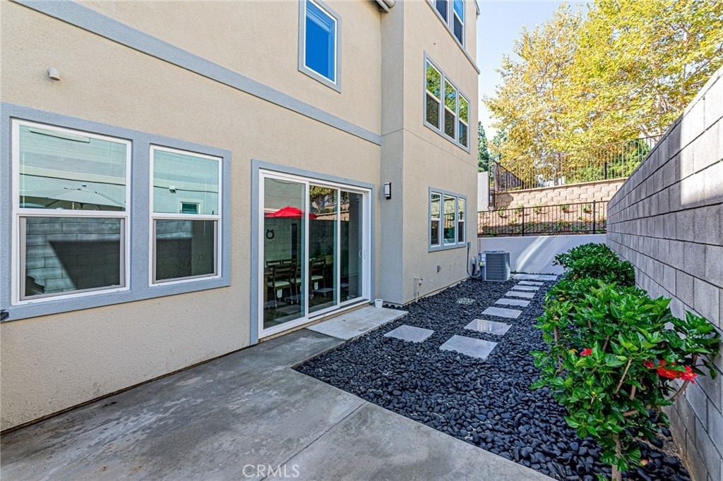 1713 Lychee Street - Photo 30