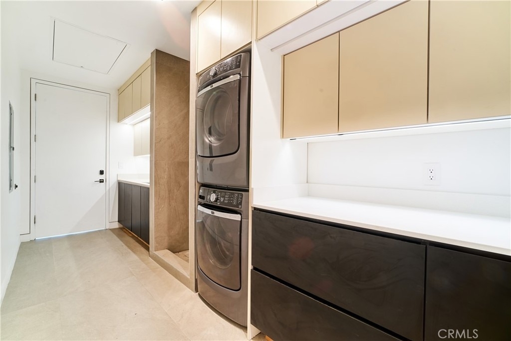 1119 Crestview Drive - Photo 22