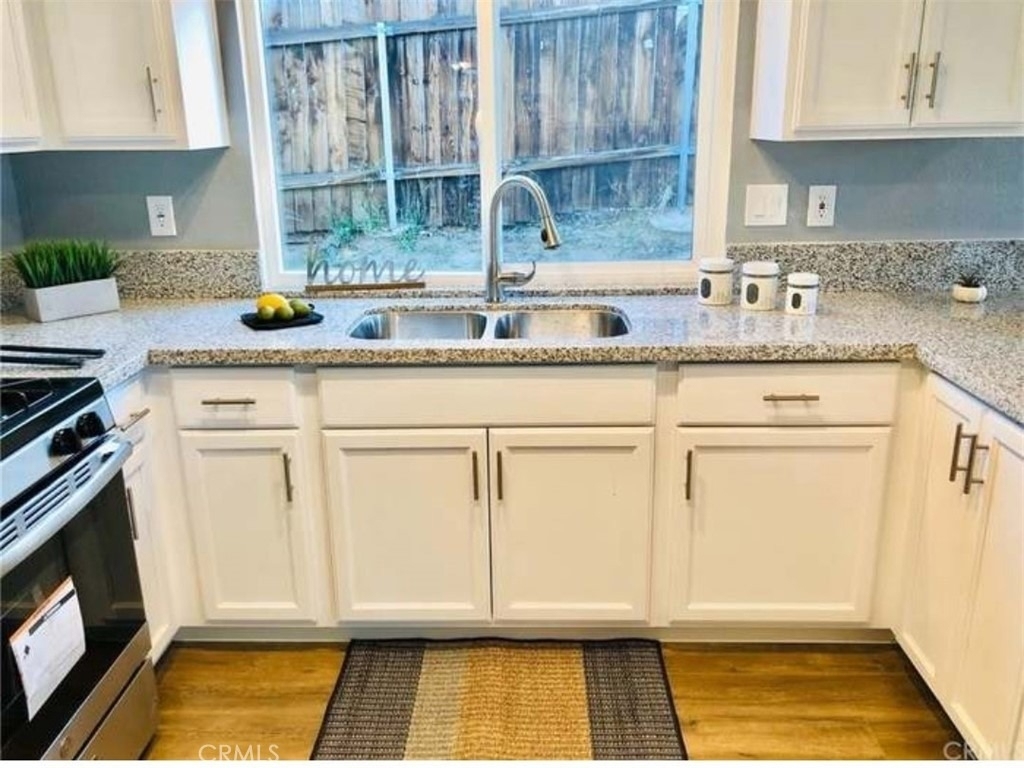 17156 Millbrook - Photo 4