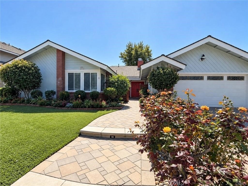 512 Concord - Photo 0