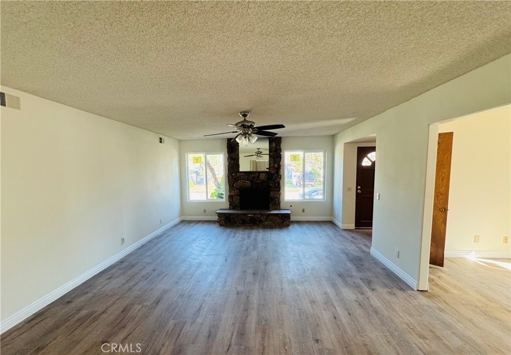5140 E Los Flores - Photo 2