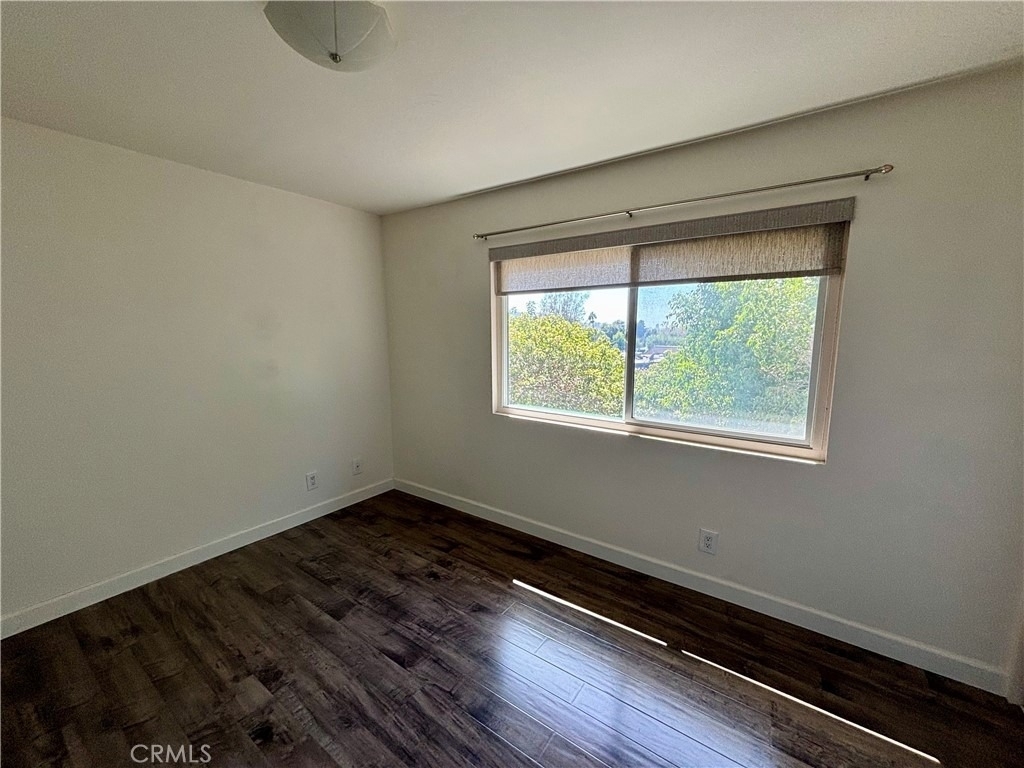 5036 Echo Street - Photo 8