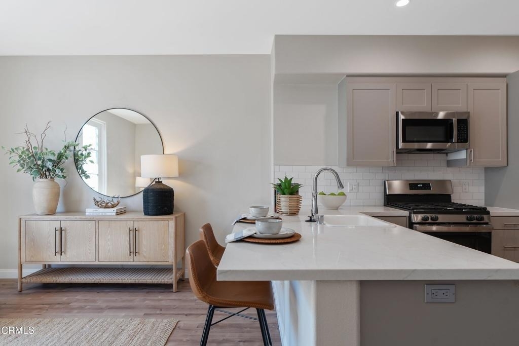 111 N Madison Avenue - Photo 6