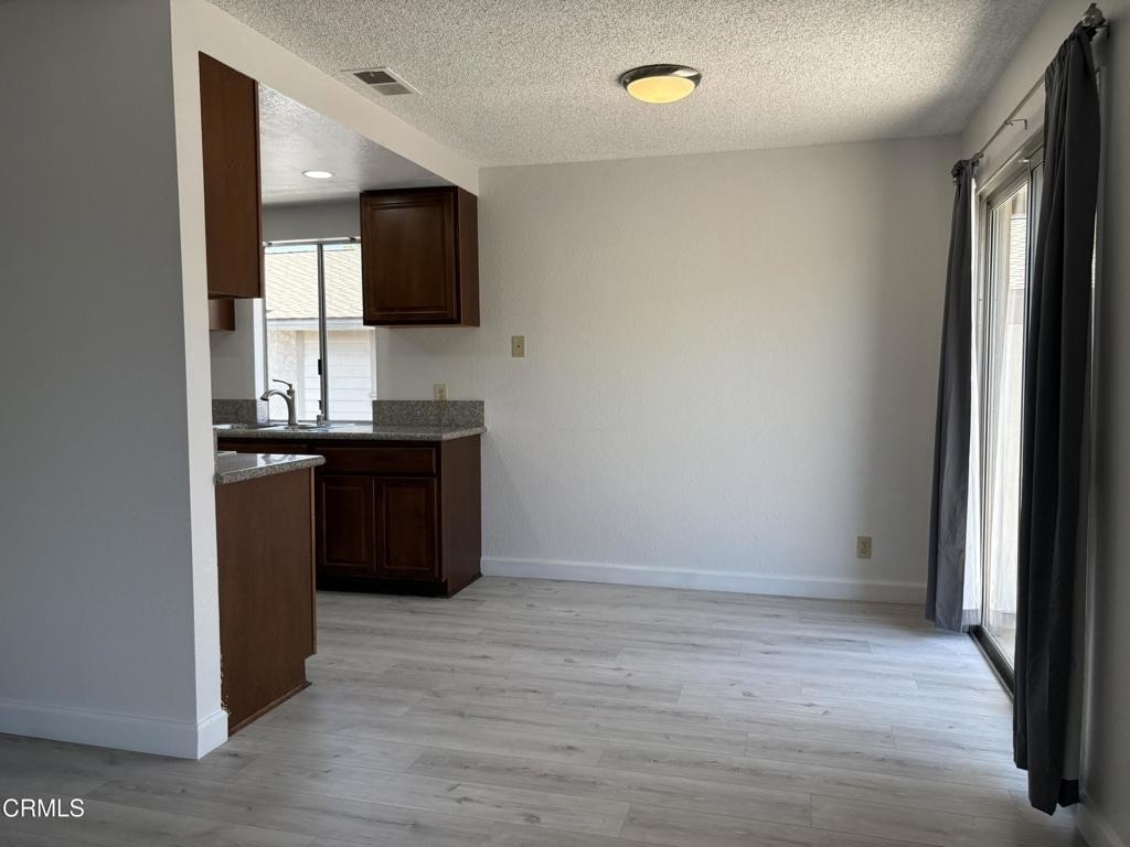 1811 Ewing Court - Photo 14