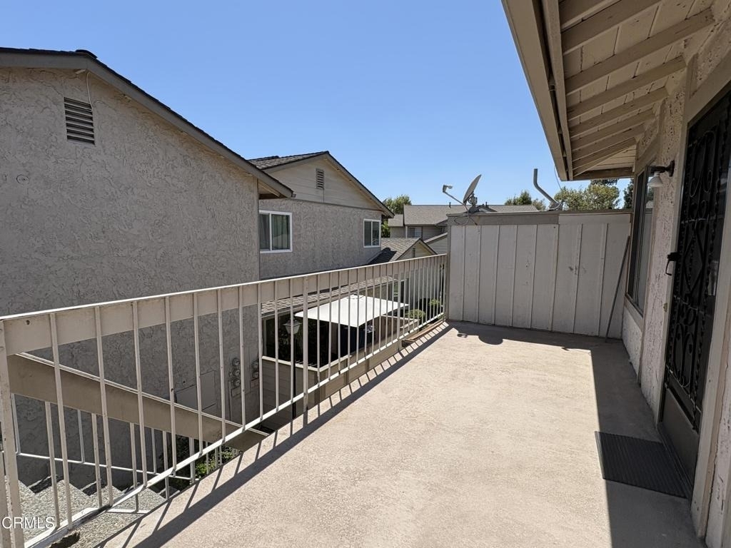 1811 Ewing Court - Photo 7
