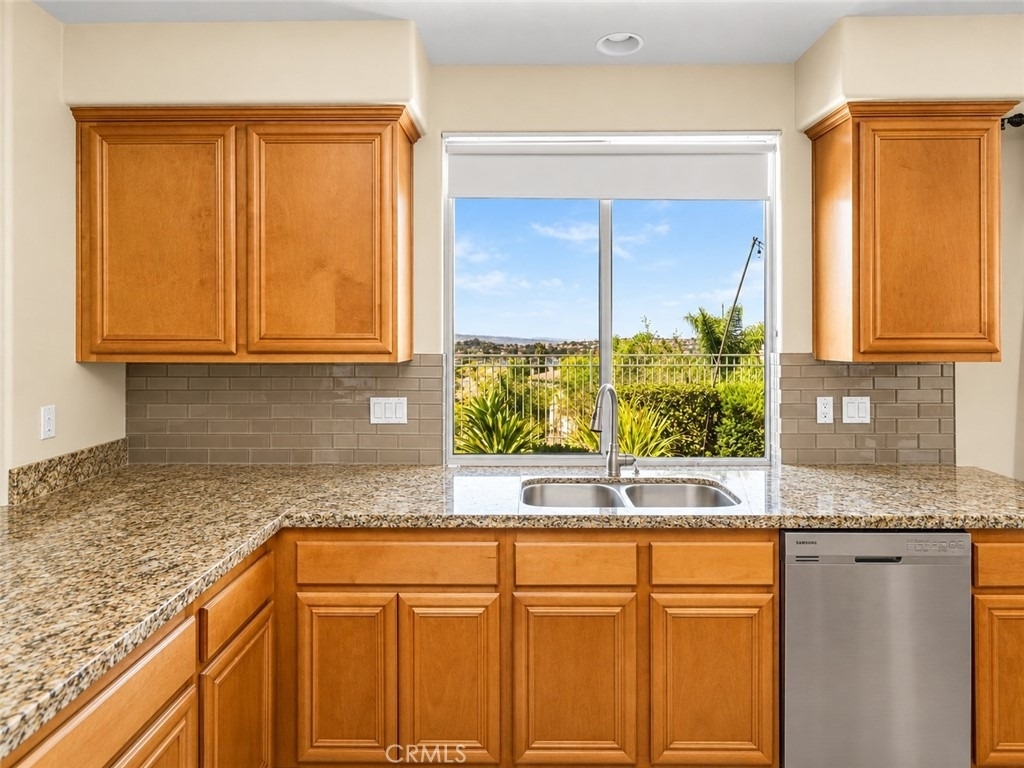 23041 Poplar - Photo 16