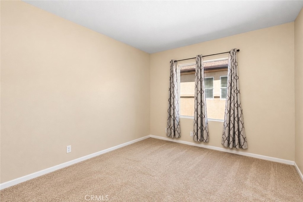 23041 Poplar - Photo 26