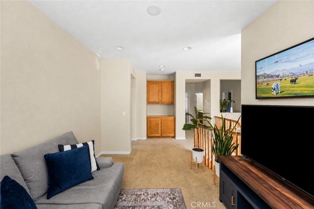 23041 Poplar - Photo 18