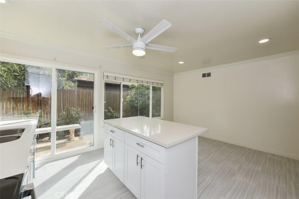 17562 Manchester Ave - Photo 4