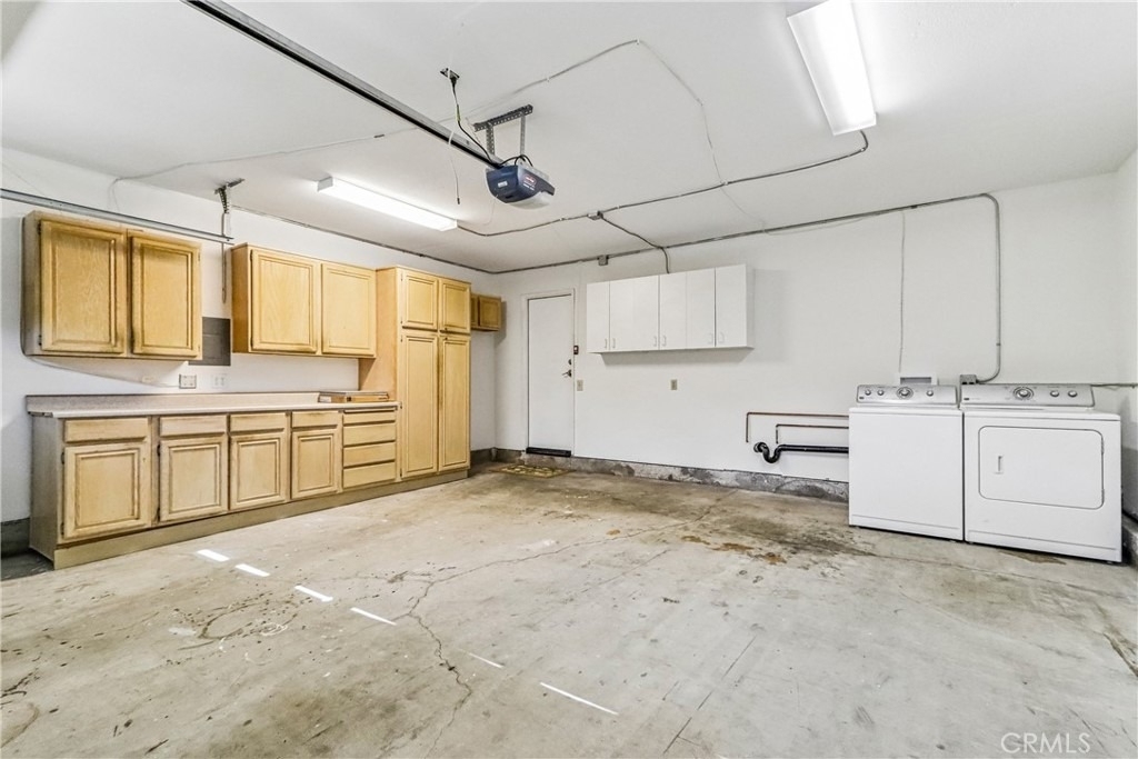 13595 Banyon - Photo 33