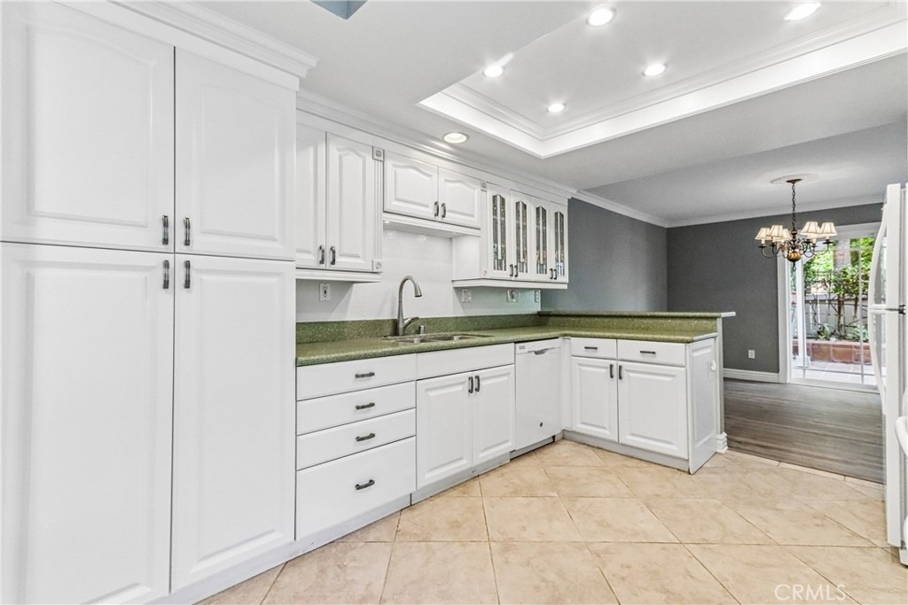 13595 Banyon - Photo 12