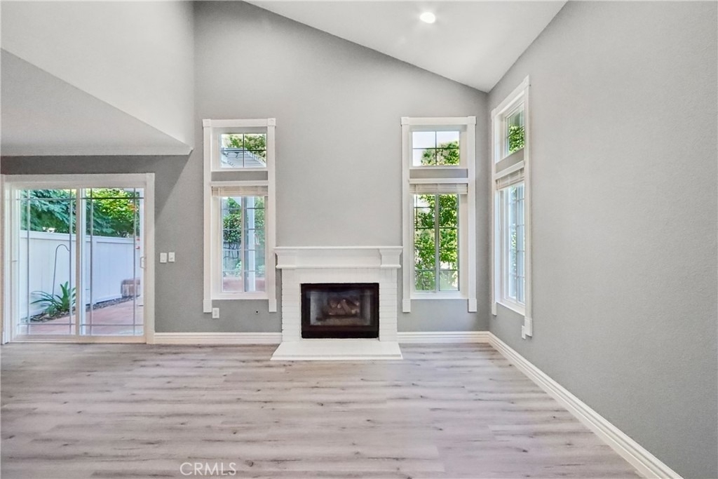13595 Banyon - Photo 6