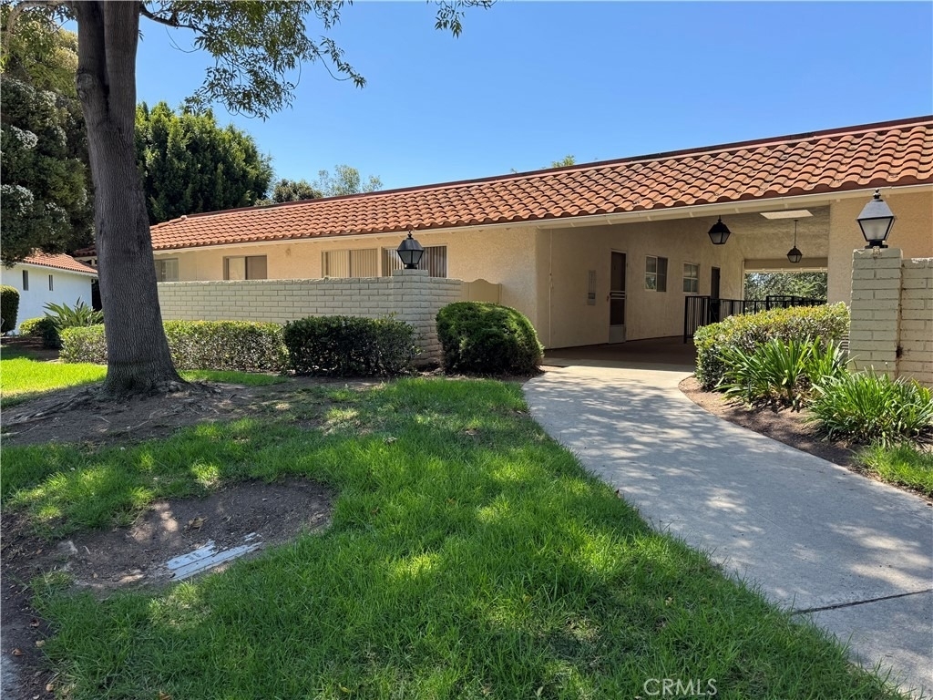 3252 San Amadeo, Unit Q - Photo 0
