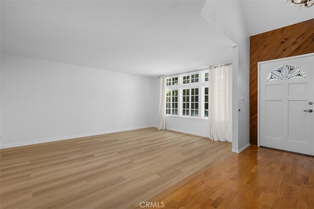 1851 Roanoke - Photo 4