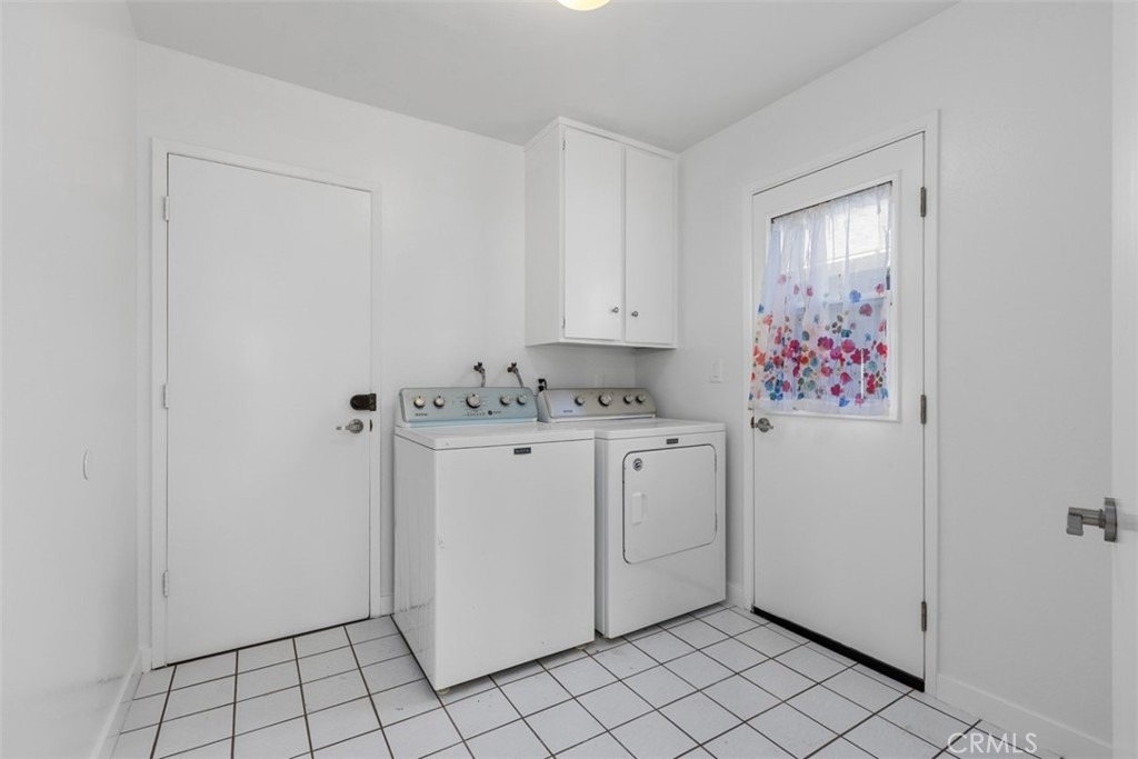 1851 Roanoke - Photo 20