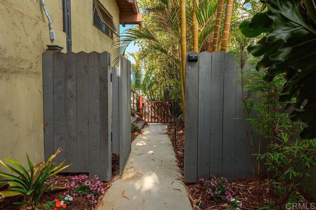 1300 Belleview - Photo 1