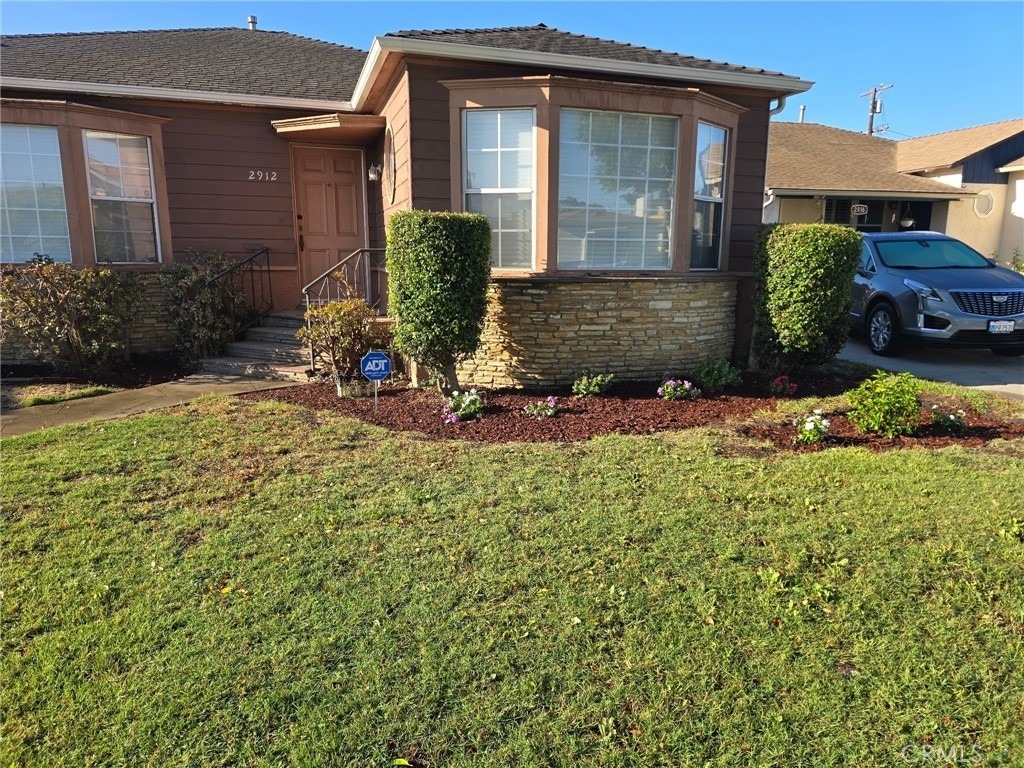2912 W 82nd Place - Photo 2
