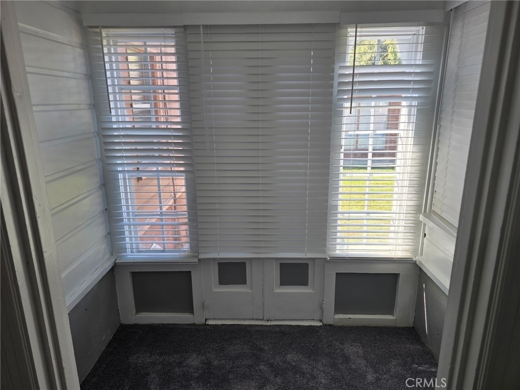2912 W 82nd Place - Photo 8