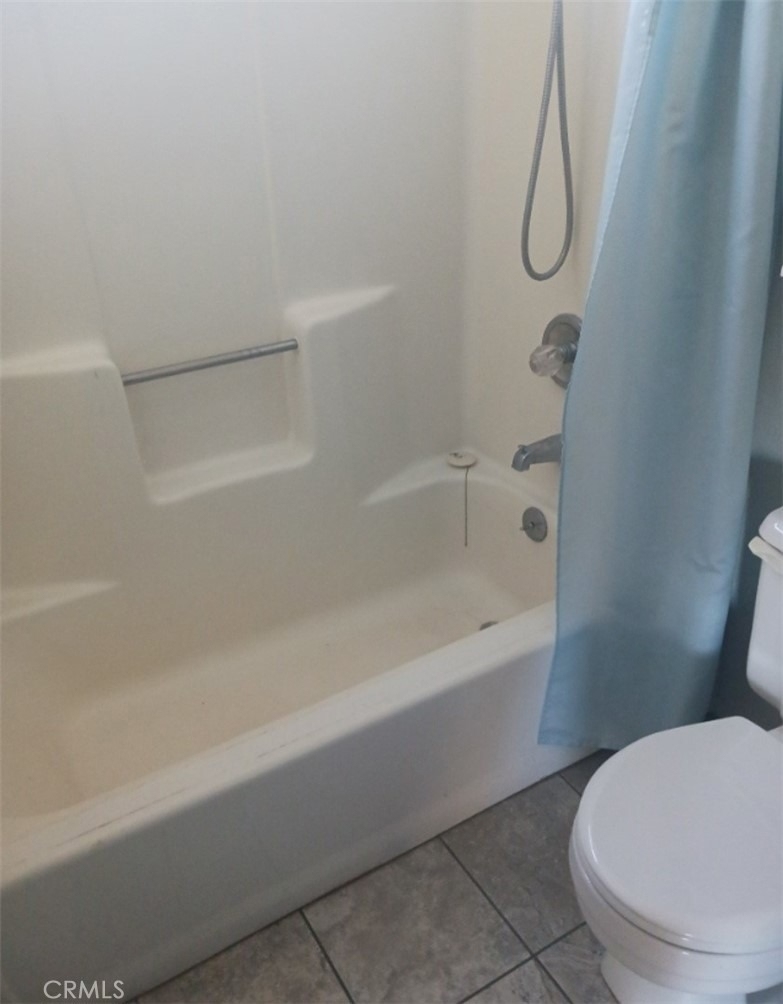 1066 Paradise - Photo 4