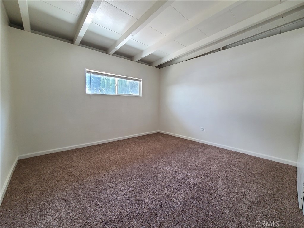 1321 Campus Avenue - Photo 17