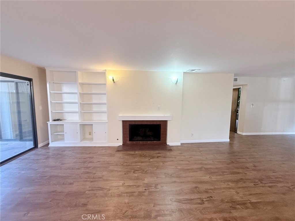 2121 Scott Road - Photo 7